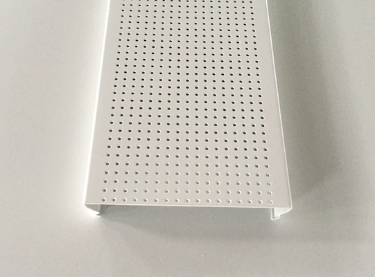 Mikro - Delikli C-şekilli Alüminyum Şerit Tavan, Akustik Tavan Panelleri Trafik Beyaz Renk