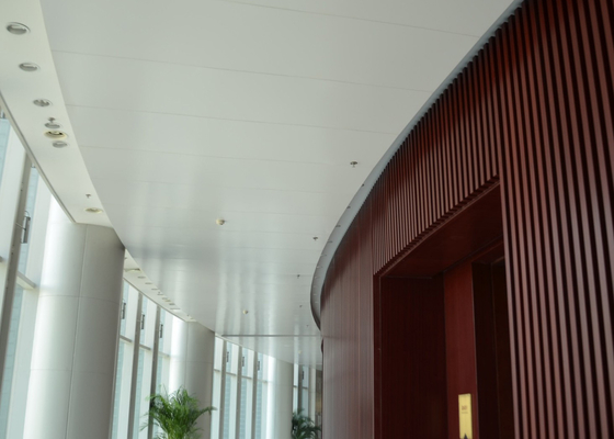 Kapalı Dekorasyon Alüminyum Asma Şerit Tavan Paneli Eğimli Kenar Çevre Dostu