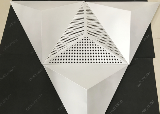 Salon için Tavanda Metal İç 3D Üçgen Klips, Gümüş Beyaz Gizli Asma Alüminyum Asma Tavan