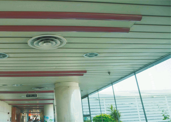 Düz / eğimli Kenar S-şekilli Alüminyum Şerit Tavan RAL renk Havaalani için