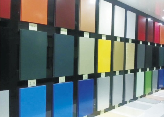 Renkli Alüminyum Honeycomb 4 x 8 Panel Belediye binaları cepheleri için, GB / T28001-2011