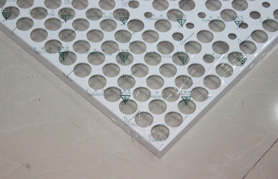 Düzensiz Perforasyon ile Dış Ouside Dekorasyon Alüminyum Cephe Panelleri